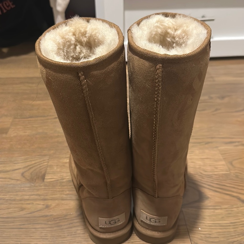 Tall ugg boots